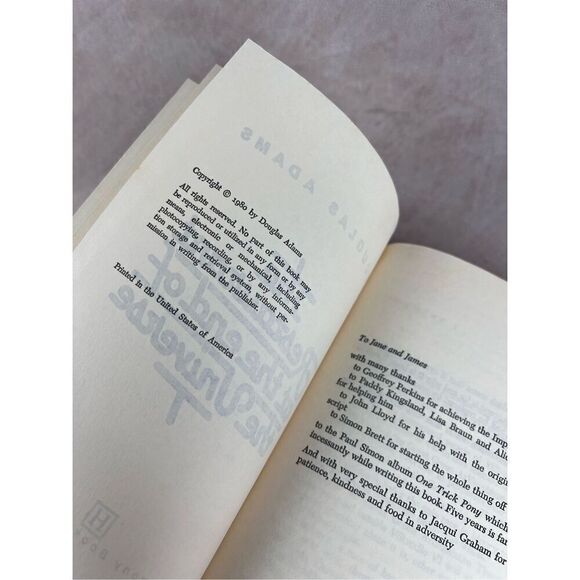 The Restaurant at the End of the Universe by Douglas Adams - Picture 4 of 7